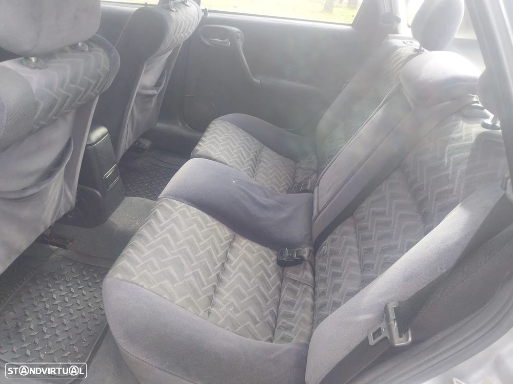 Opel Vectra 2.0 DTi Sport - 7