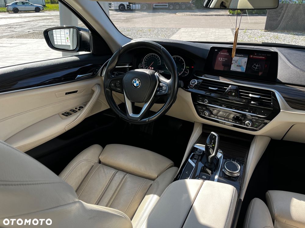 BMW Seria 5 - 24
