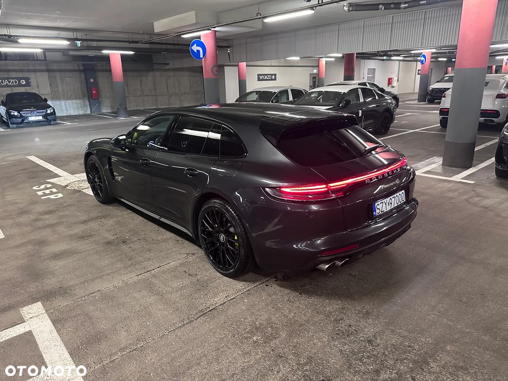 Porsche Panamera - 14