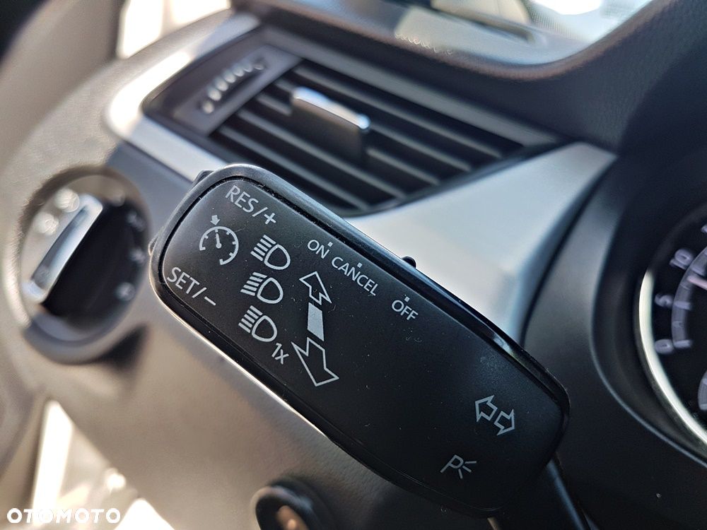 Skoda RAPID 1.6 TDI DPF Ambition - 22