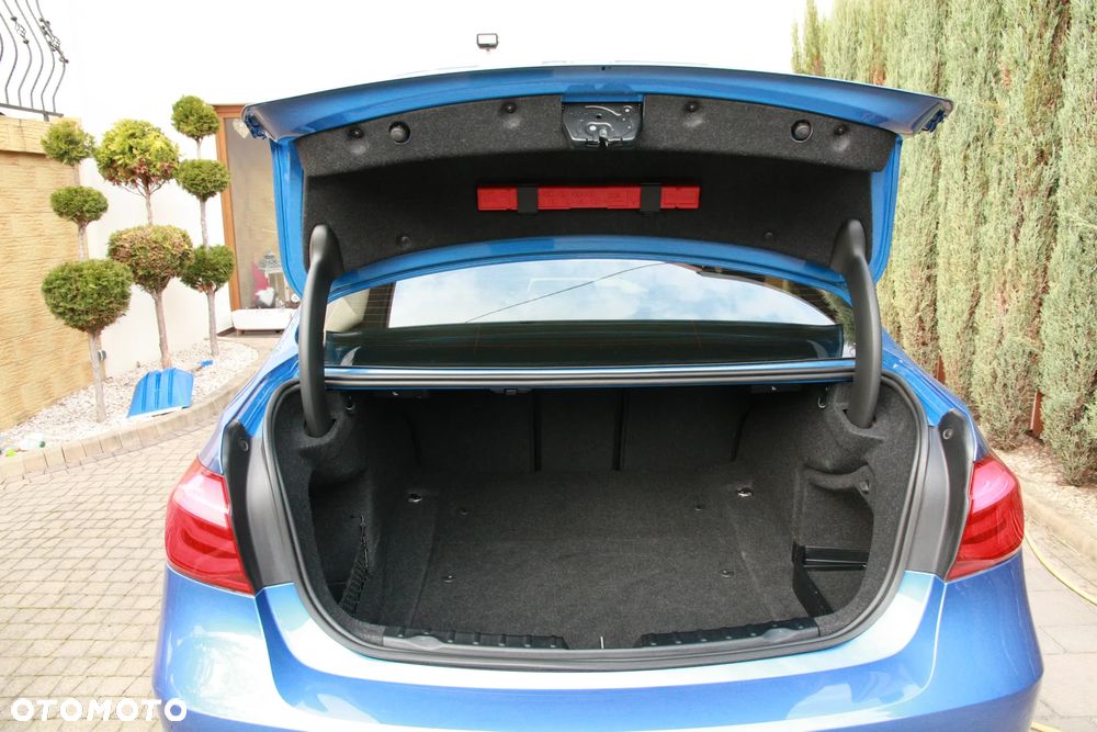 BMW Seria 3 320d xDrive - 8