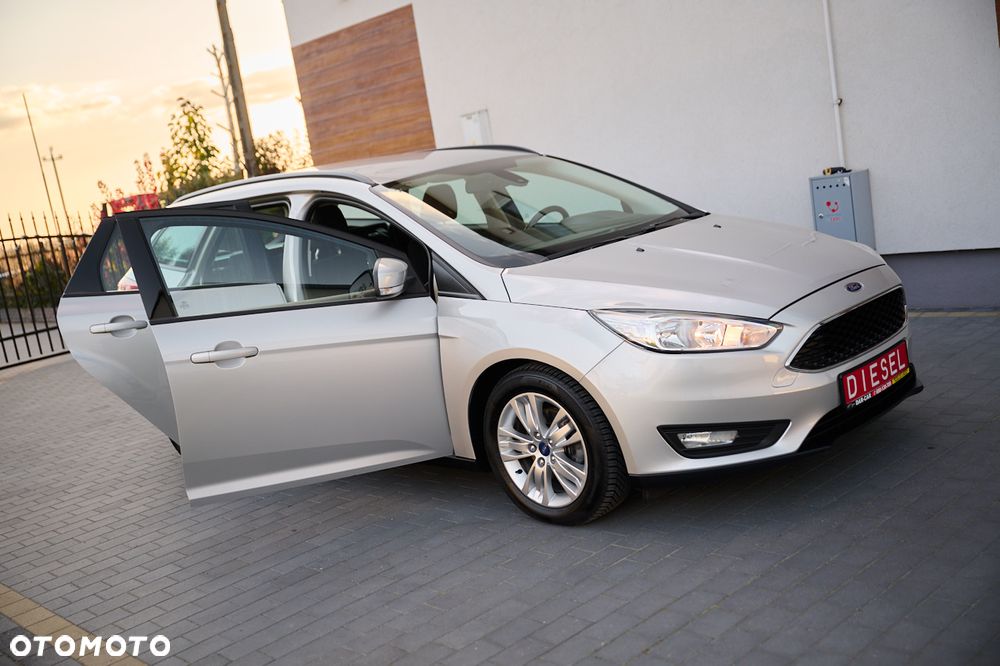 Ford Focus 1.5 TDCi Titanium ECOnetic ASS - 20