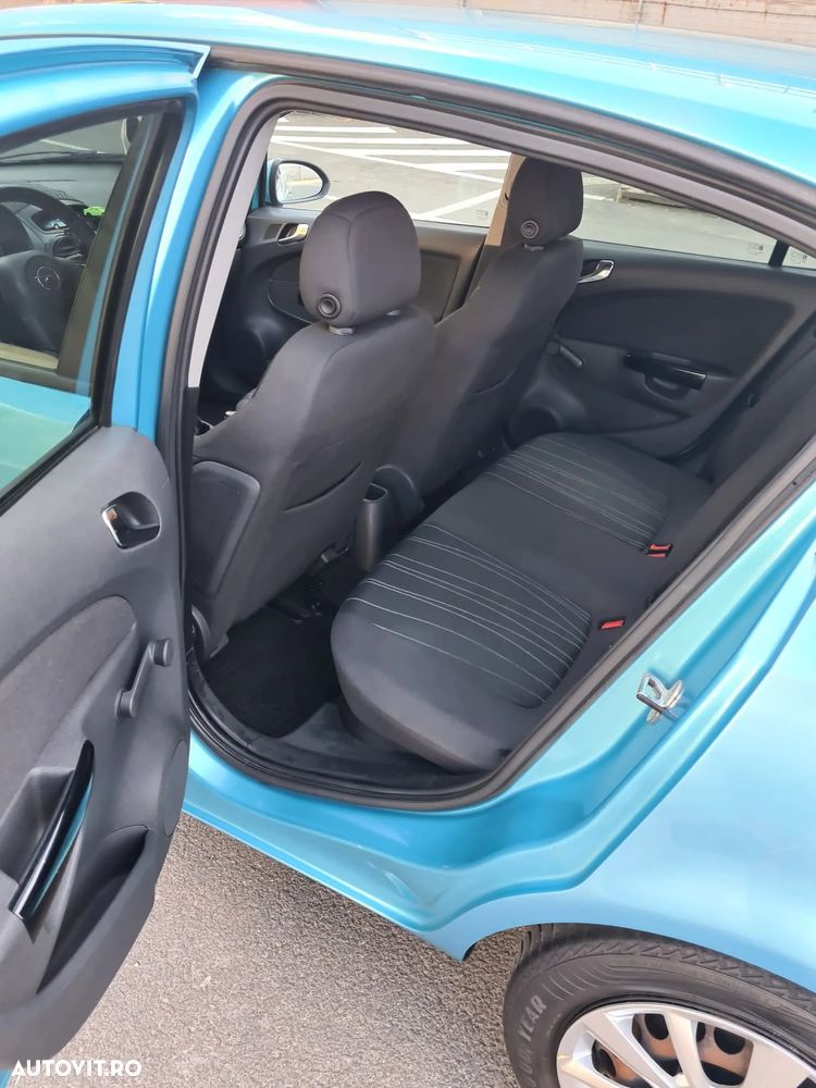 Opel Corsa - 8