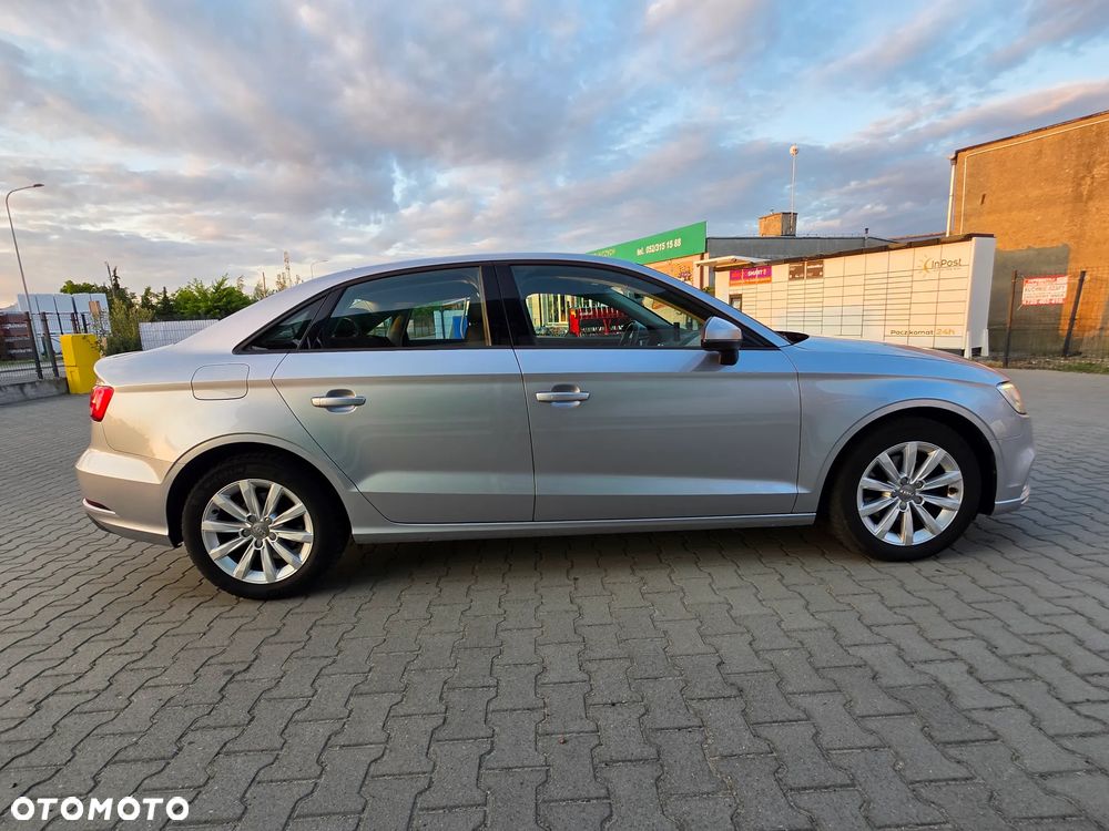 Audi A3 Limousine 1.6 TDI design - 6