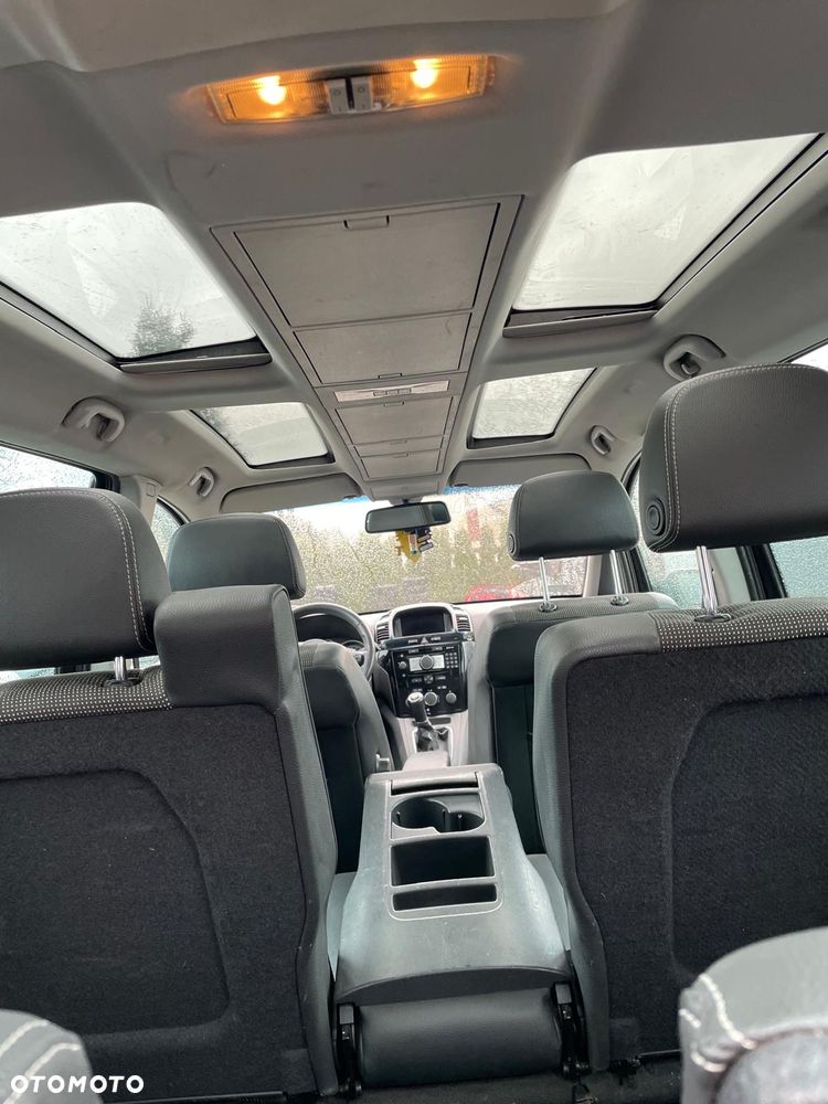Opel Zafira 1.9 CDTI Cosmo - 11