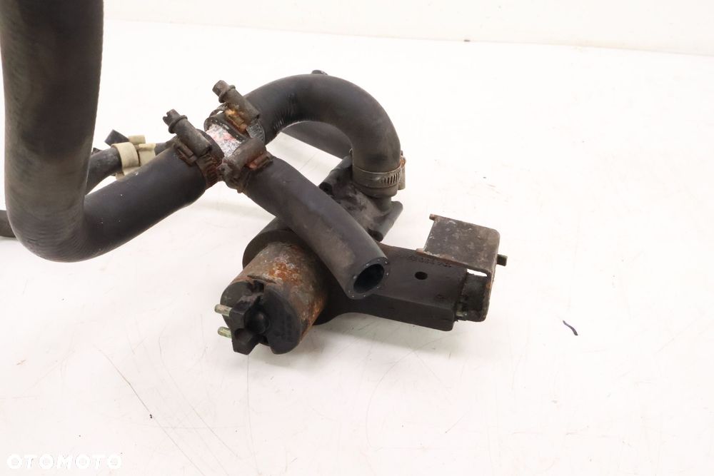 MERCEDES-BENZ W124 DODATKOWA POMPA WODY PRZEWODY 1243302214 - 4