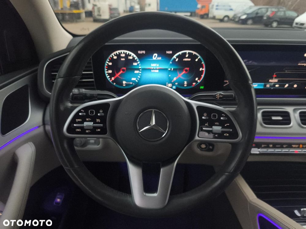 Mercedes-Benz GLE - 12