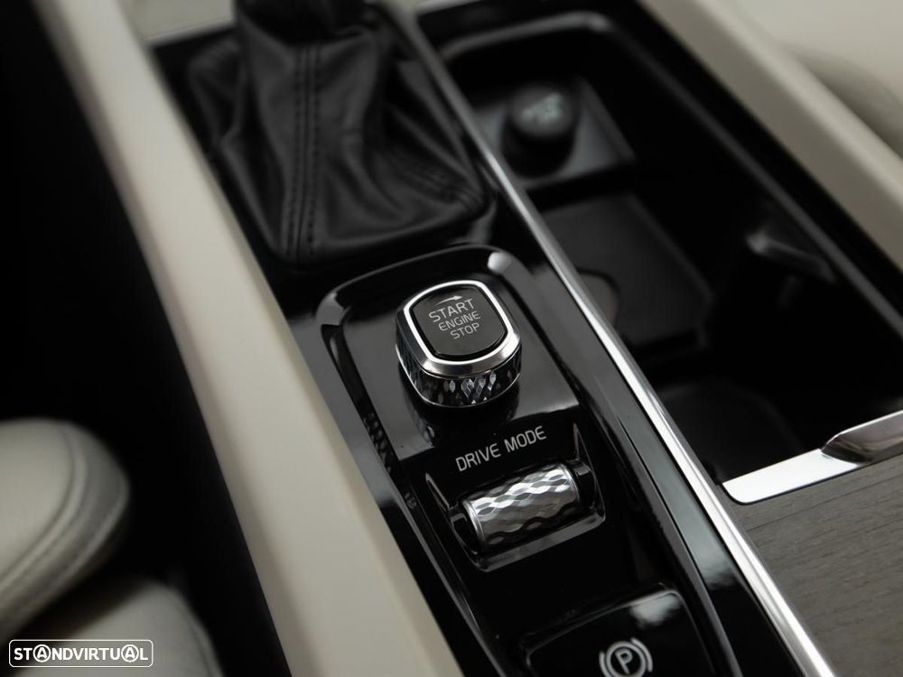 Volvo V60 2.0 D3 Inscription Geartronic - 19