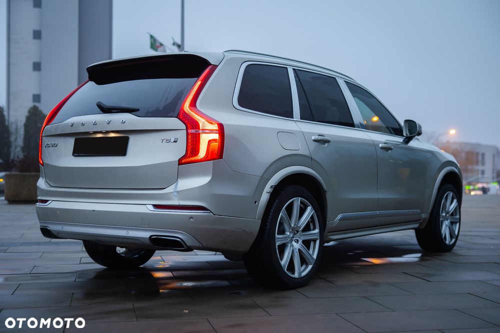 Volvo XC 90 T8 AWD Plug-In Hybrid Excellence - 8