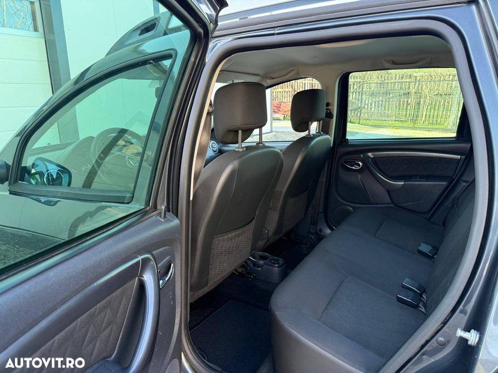 Dacia Duster dCi 110 FAP 4x4 Prestige - 17
