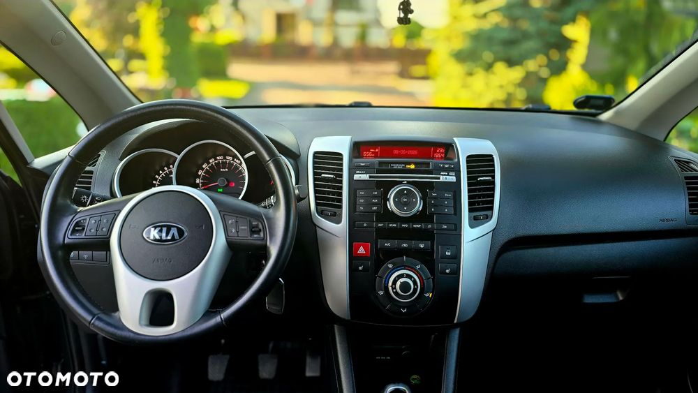 Kia Venga 1.4 CVVT Dream Team Edition - 12