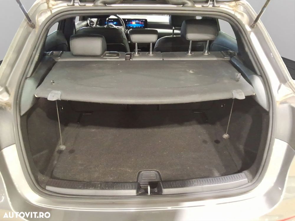Mercedes-Benz A 180 d 8G-DCT - 3