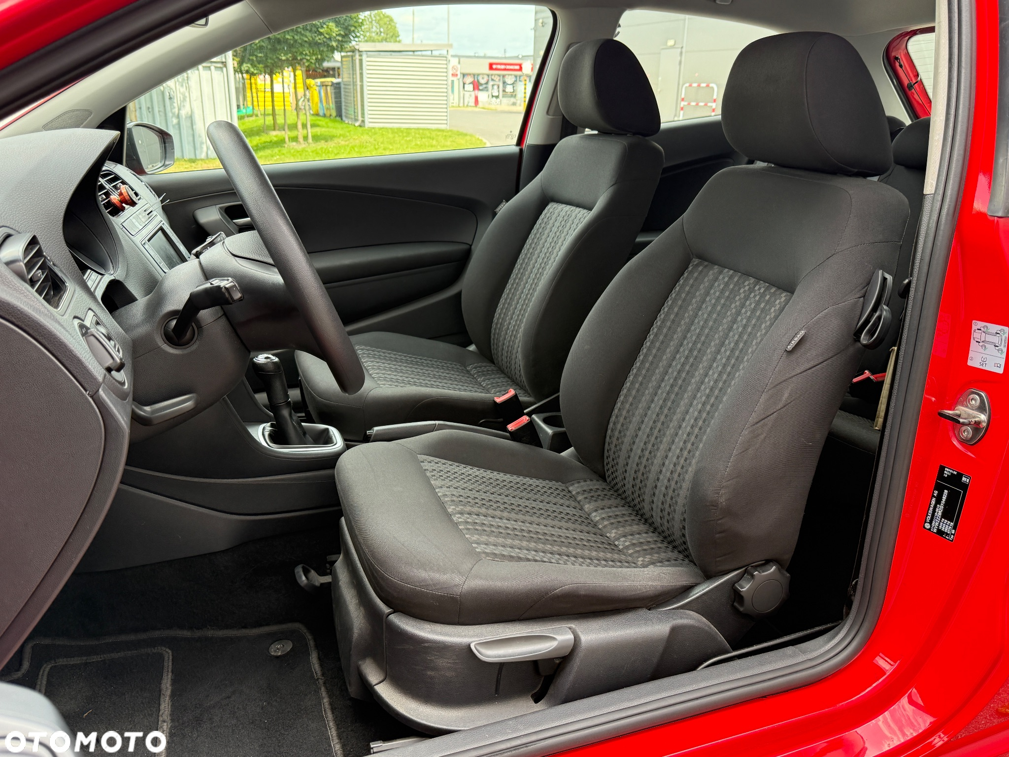 Volkswagen Polo 1.4 TDI (Blue Motion Technology) Comfortline - 11