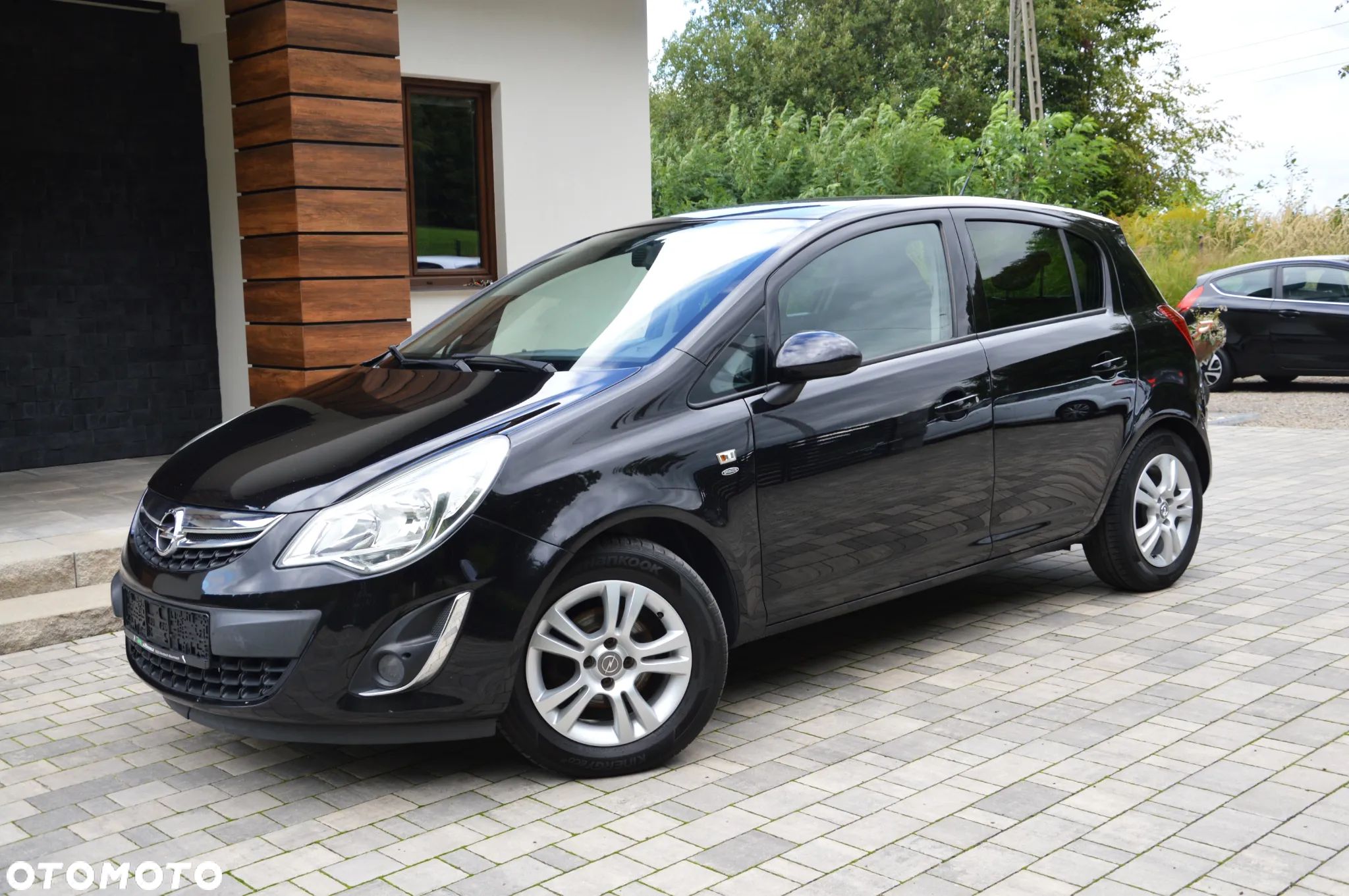 Opel Corsa 1.2 16V EcoFLEX Satellite - 1