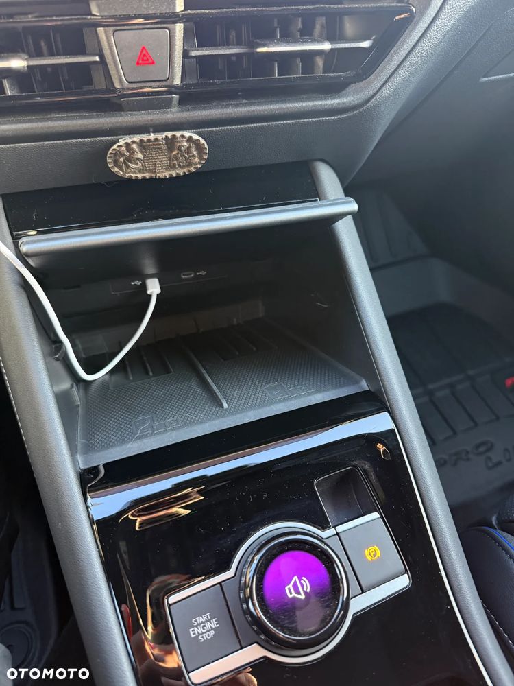 Volkswagen Tayron 2.0 TDI SCR 4MotION DSG R-Line - 30