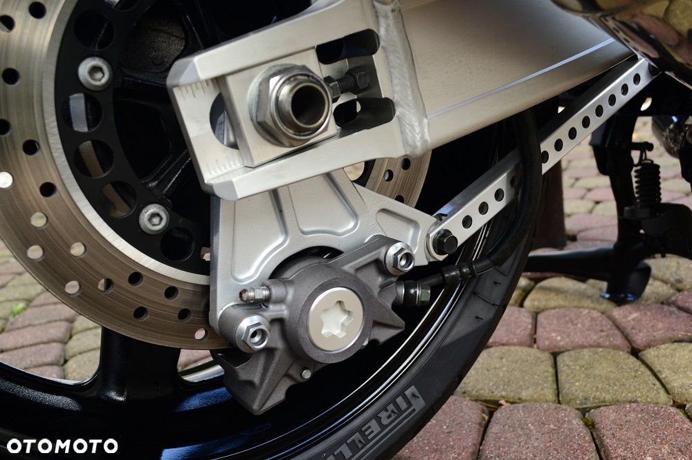 Yamaha XJR - 28
