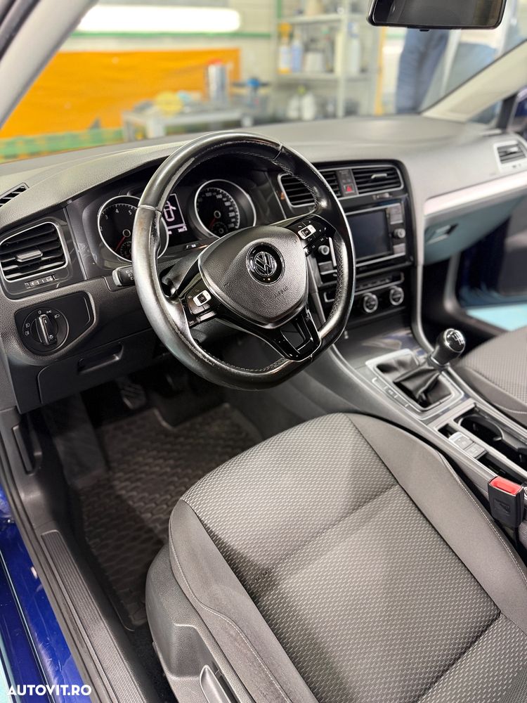 Volkswagen Golf 1.0 TSI Comfortline - 10