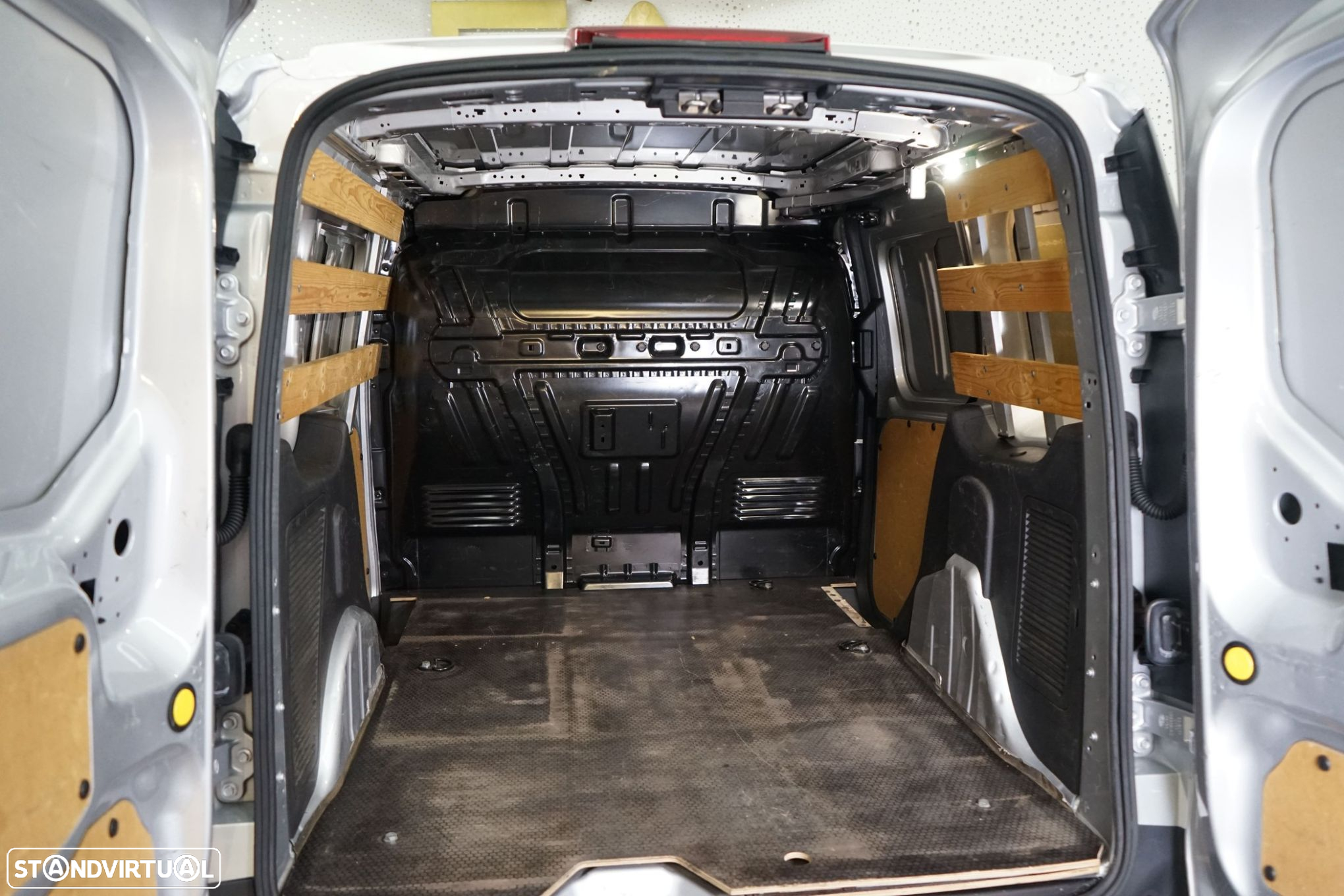 Ford Transit Connect 1.5 TDCi 200 L1 Ambiente - 15