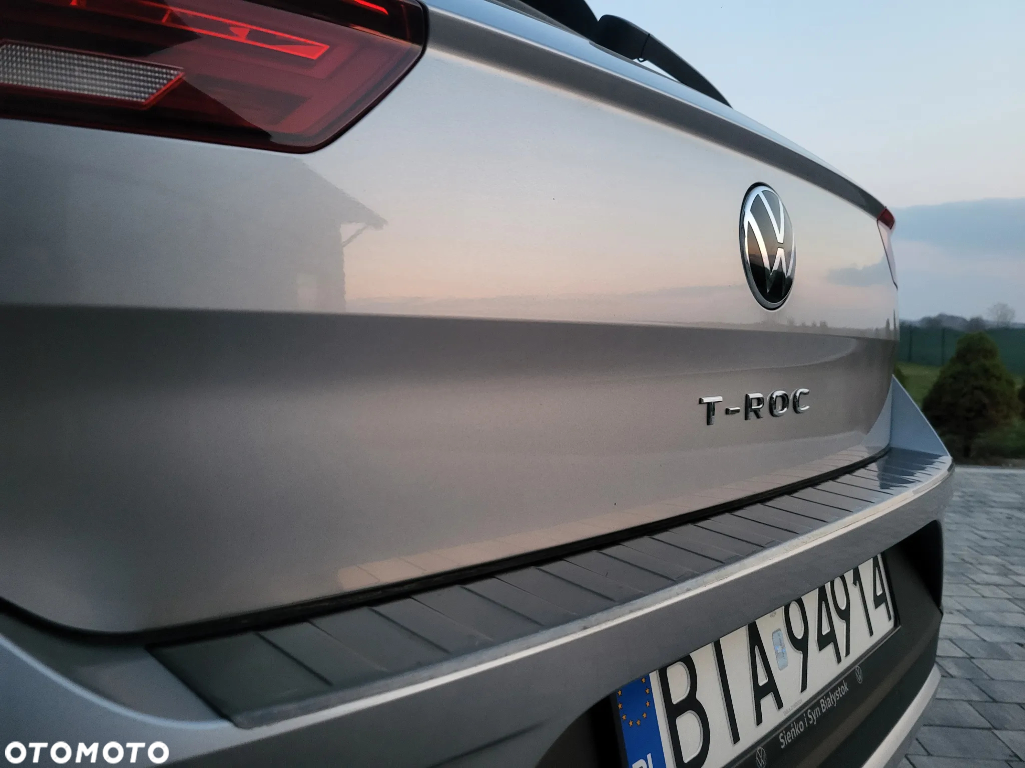Volkswagen T-Roc - 13