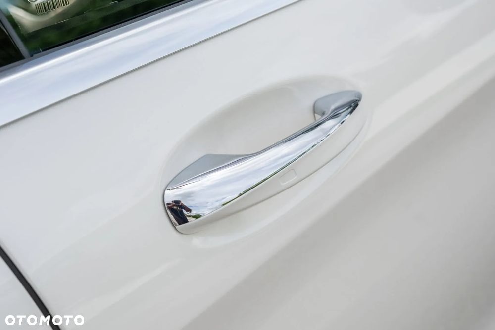 Mercedes-Benz Klasa S 560 9G-TRONIC - 33