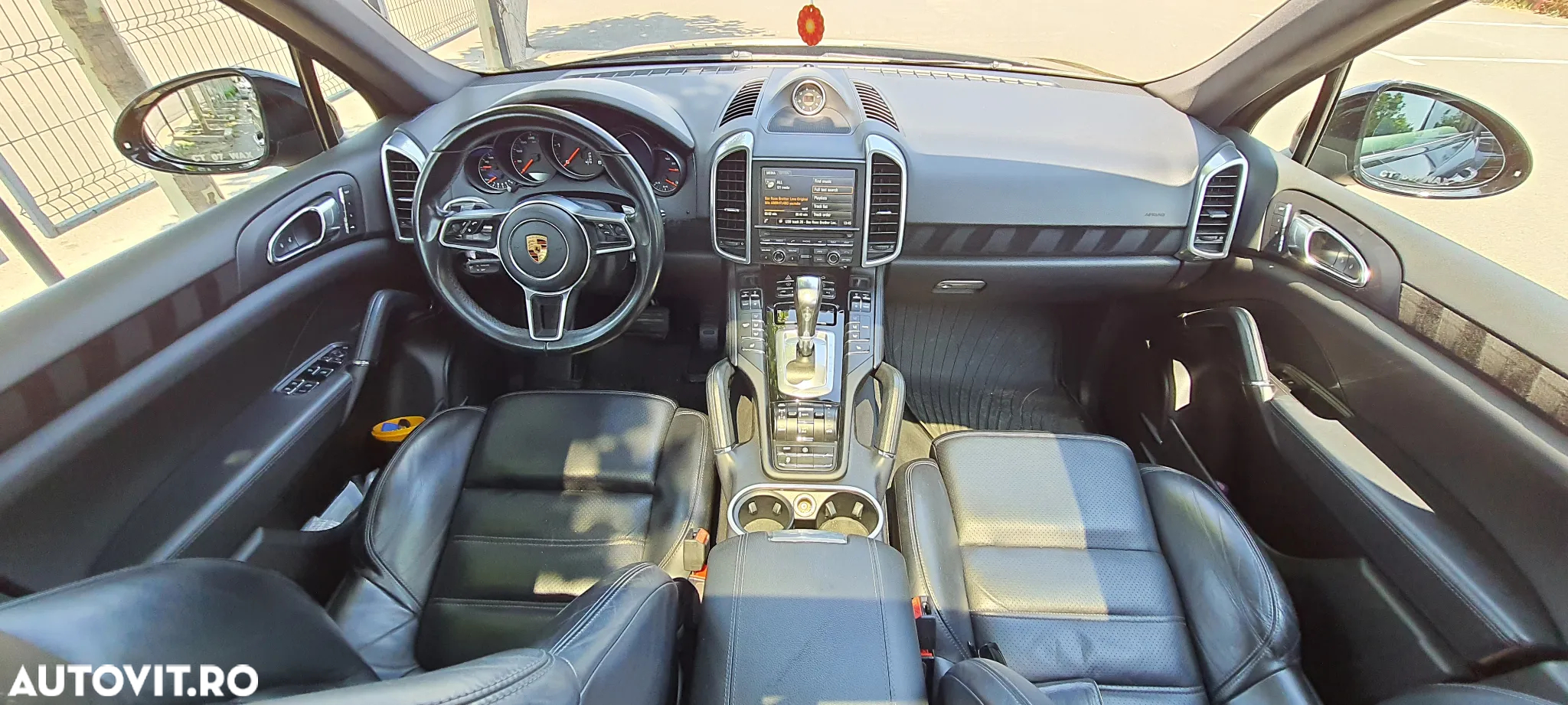 Porsche Cayenne 3.0 L - 9