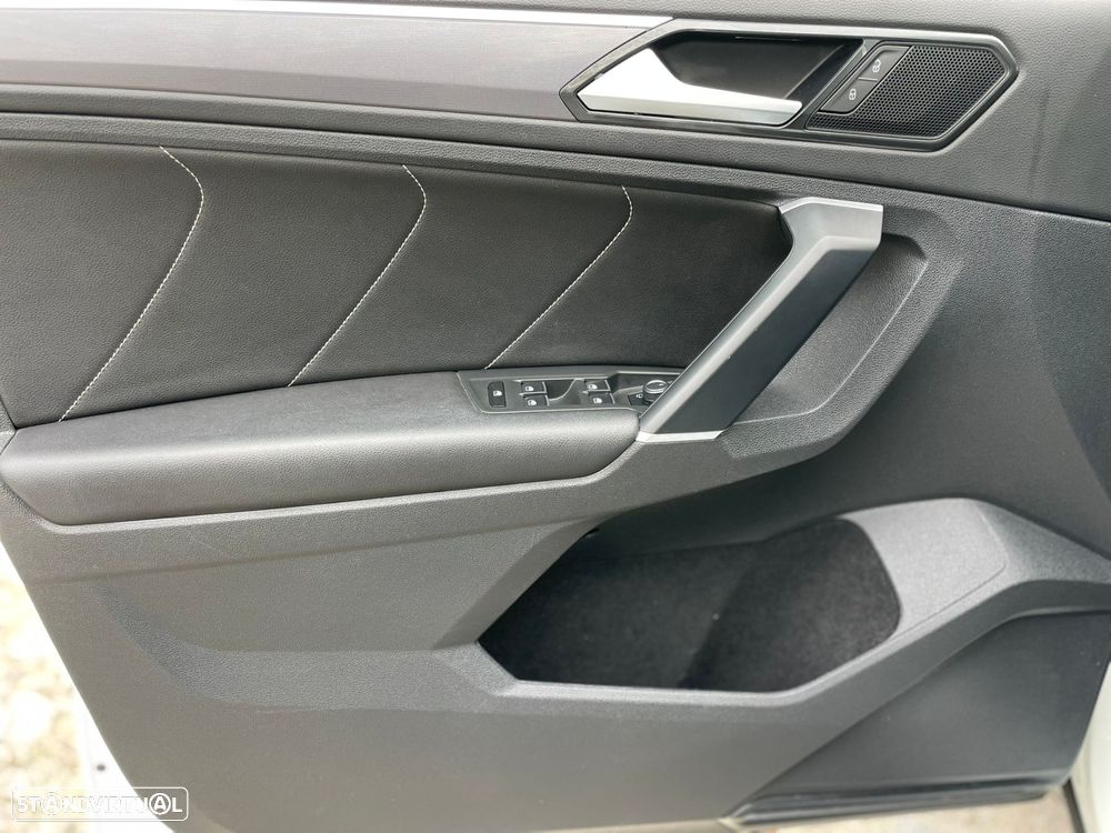 VW Tiguan 2.0 TDI R-Line DSG - 16