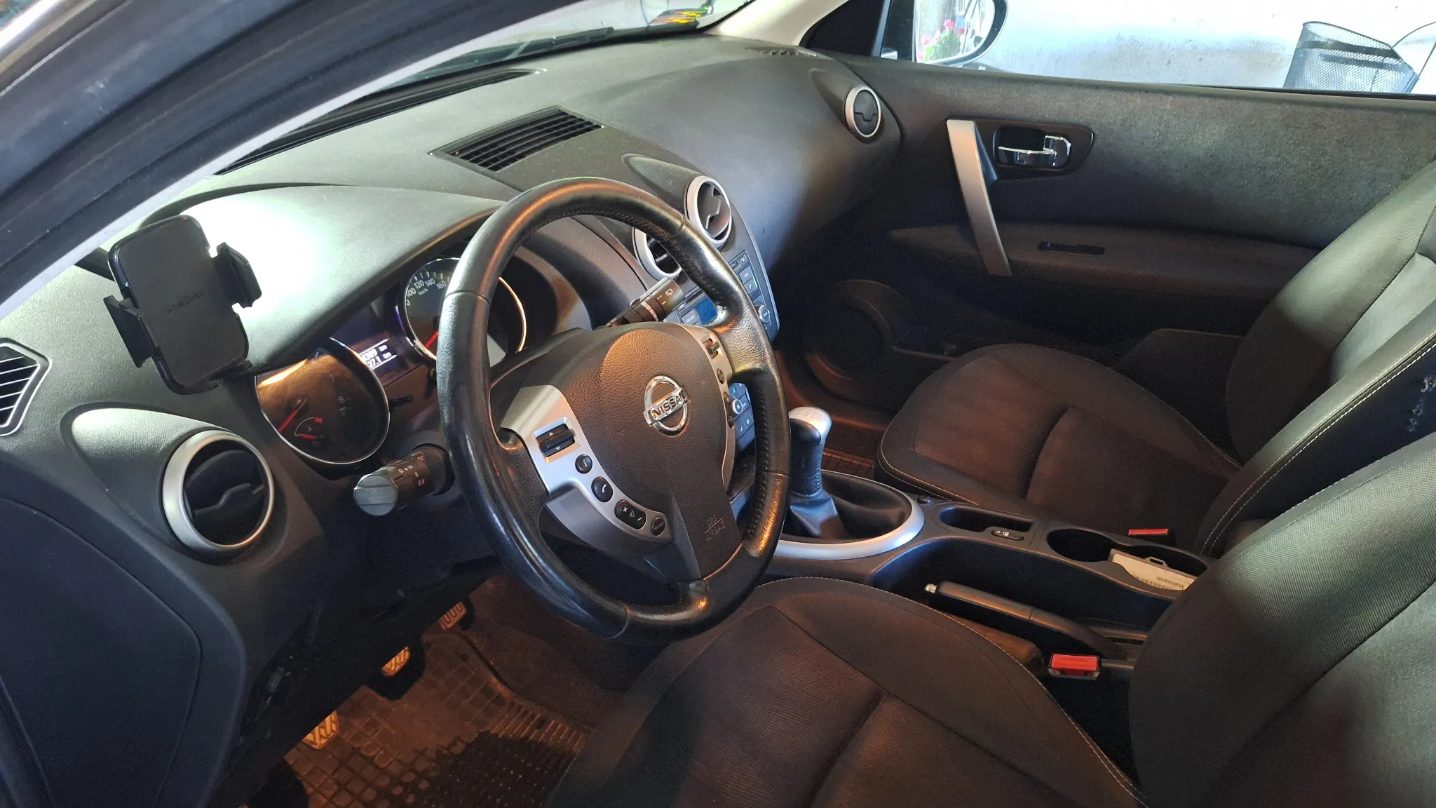 Nissan Qashqai 1.6 Acenta - 10