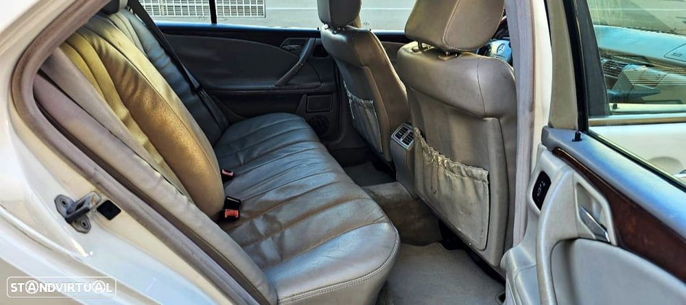 Mercedes-Benz E 220 - 7