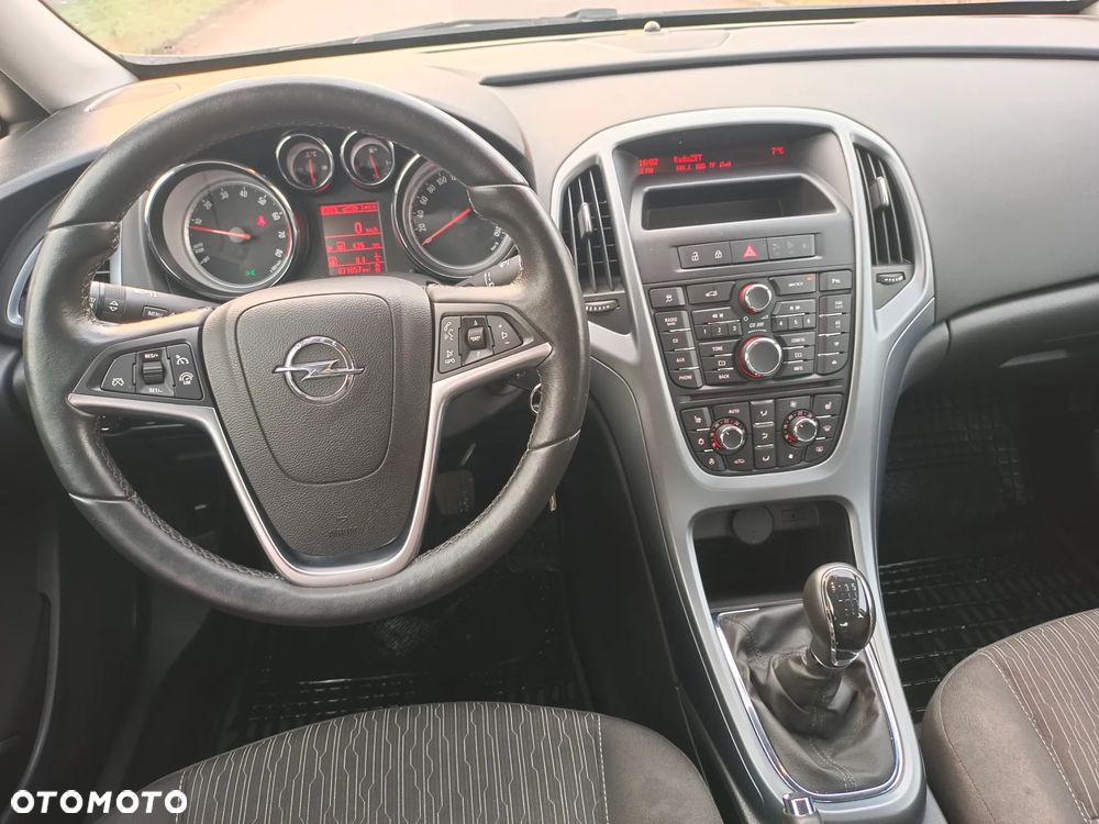 Opel Astra - 9