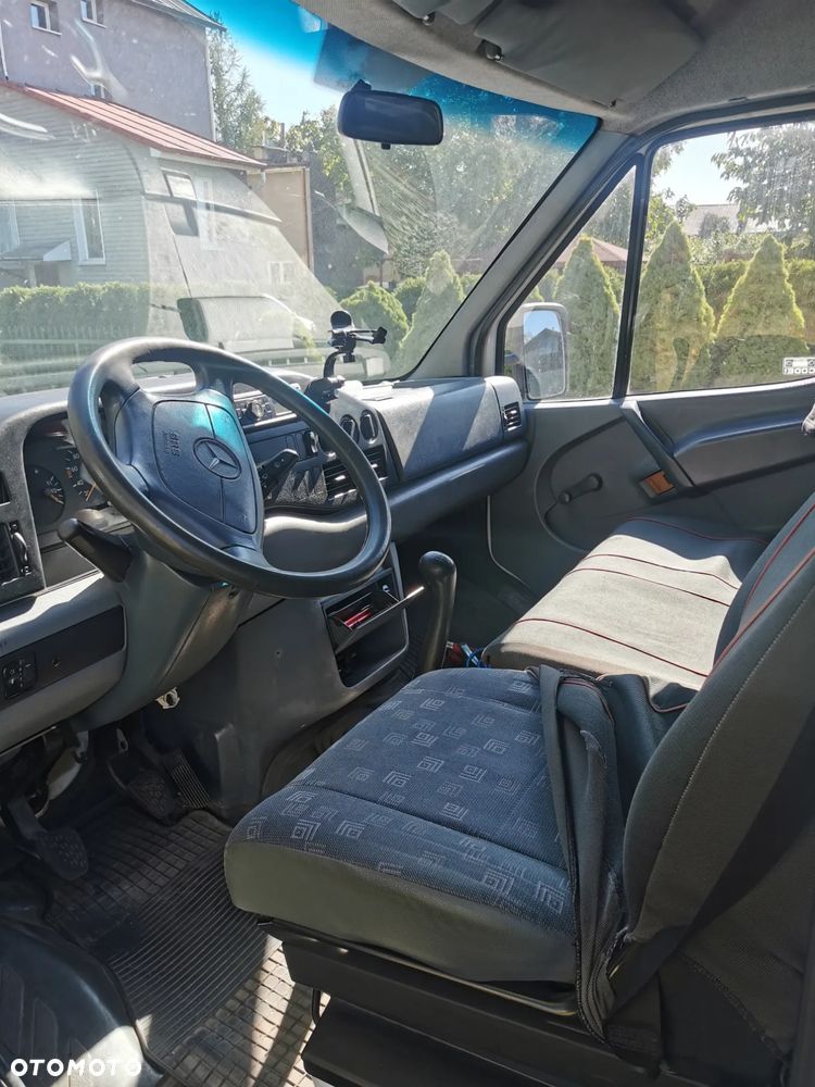 Mercedes-Benz Sprinter - 6