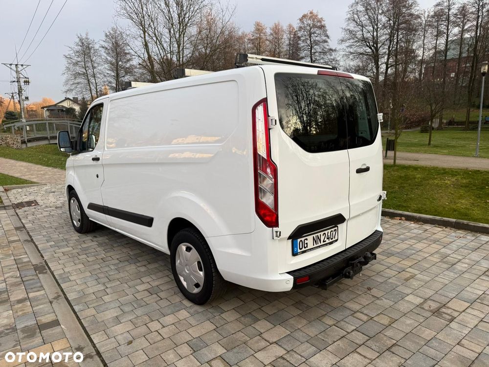 Ford Tranzit Custom - 9
