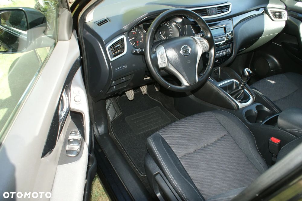 Nissan Qashqai 1.2 DIG-T Tekna+ - 18