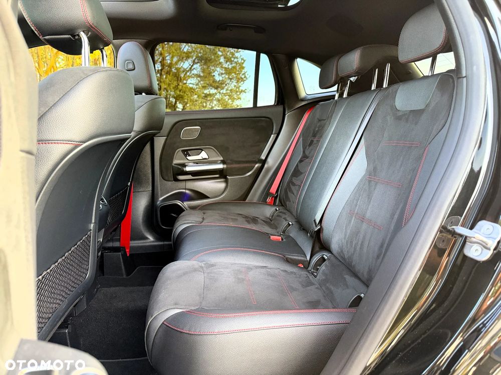Mercedes-Benz GLA AMG 35 mHEV 4-Matic 8G-DCT - 25