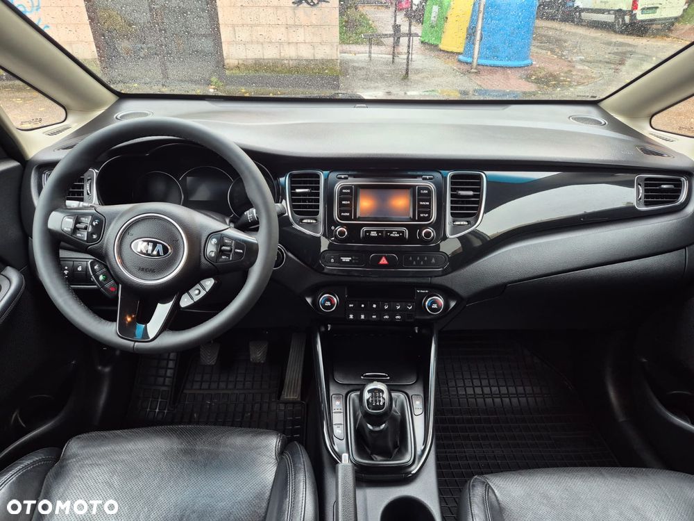 Kia Carens 1.7 CRDi L 7os - 3
