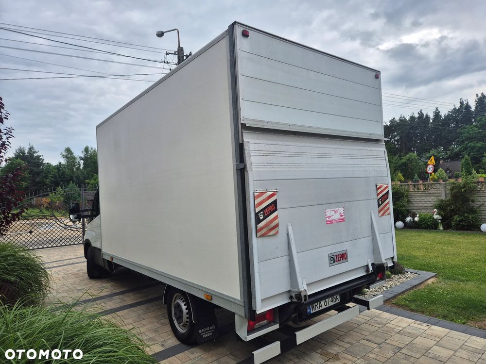 Iveco DAILY 35S17 KONTENER 4.20 WINDA HIMATIC KLIMATRONIC - 7