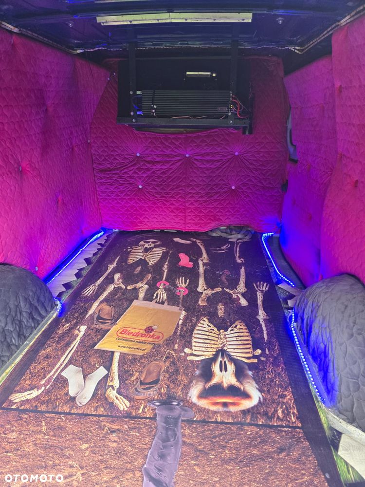 Mercedes-Benz Vito - 5