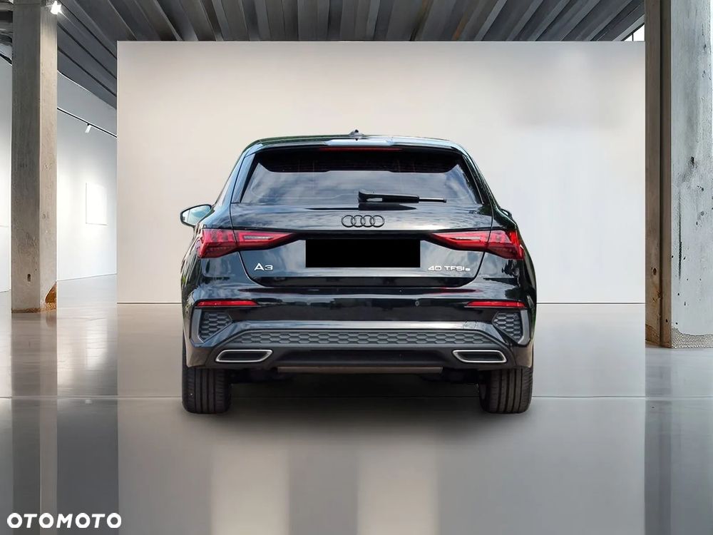 Audi A3 Sportback - 2