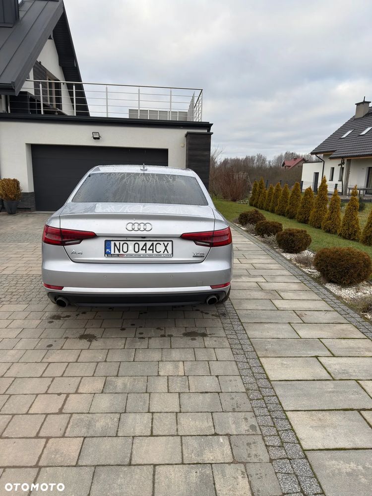 Audi A4 Limousine - 12