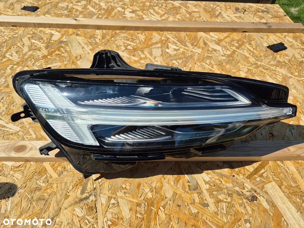 VOLVO V60 II S60 2019 LAMPY PRZÓD LEWA PRAWA 22025905 22025906 - 12