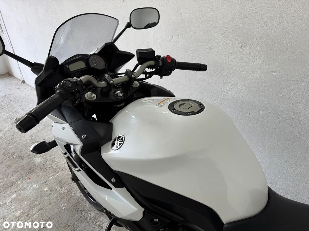 Yamaha XJ - 35