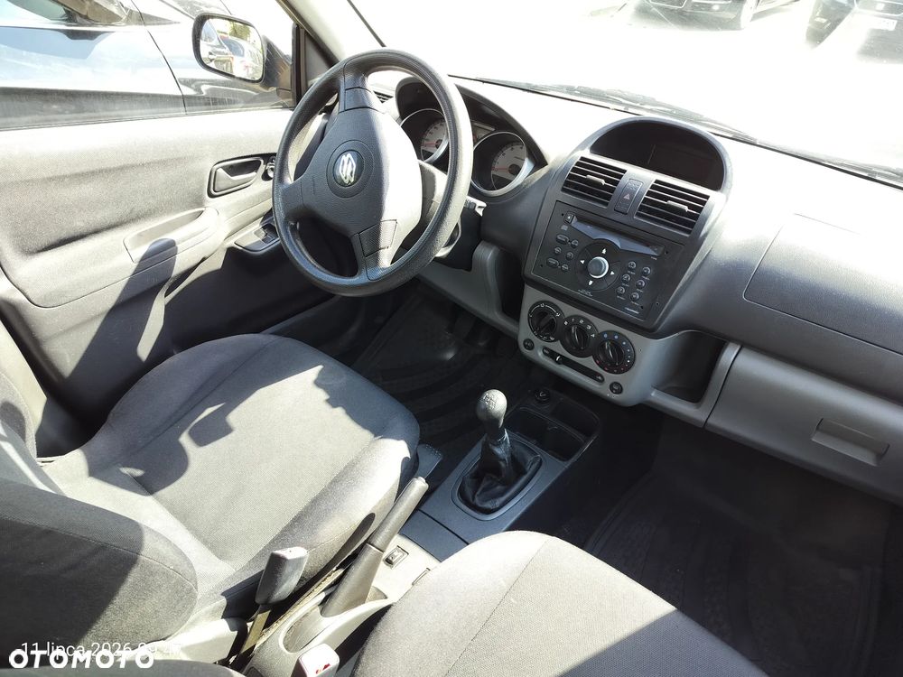 Suzuki Ignis - 2