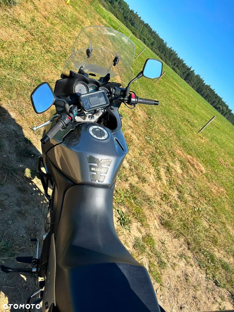 Suzuki V-STROM - 5