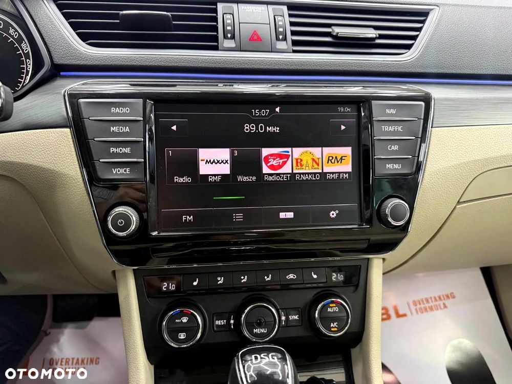 Skoda Superb 2.0 TDI DSG Style - 17