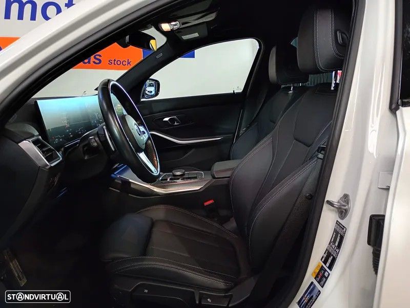 BMW 320 e Pack Desportivo M Auto - 19