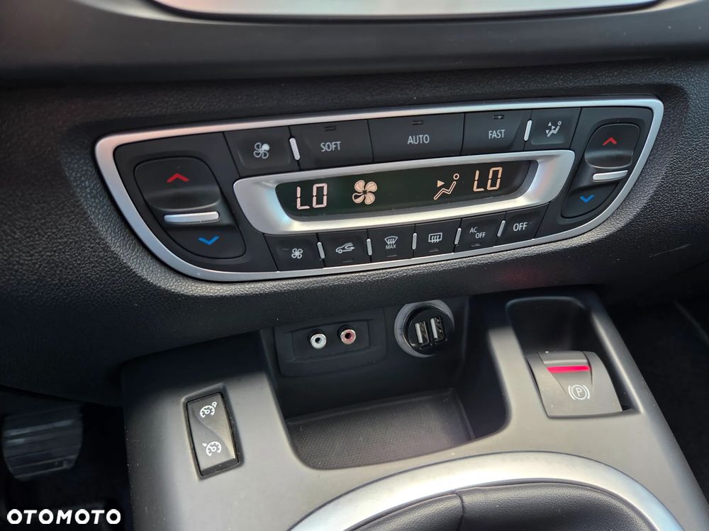 Renault Scenic TCe 130 Luxe - 26