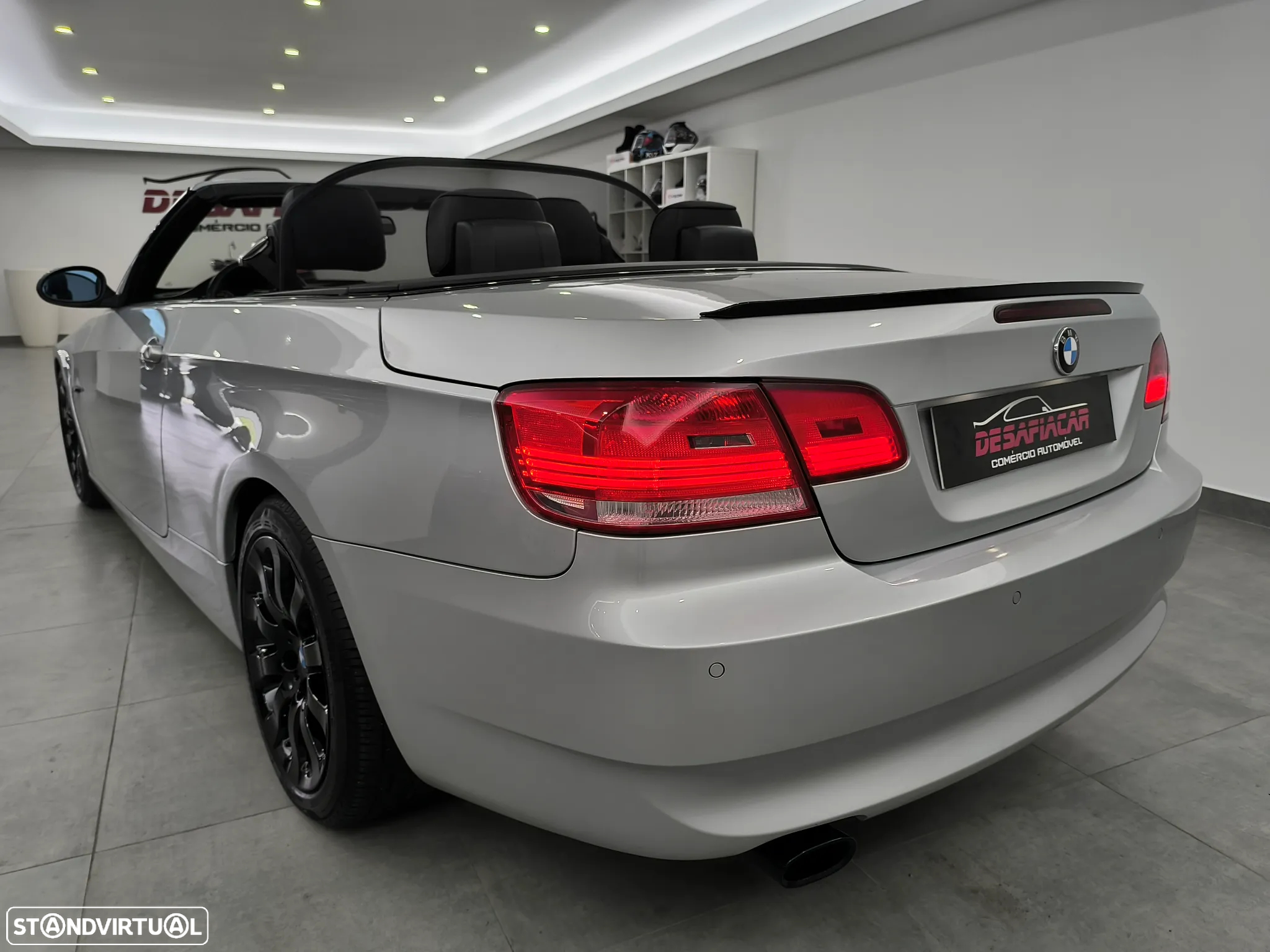 BMW 320 i Cabrio - 17