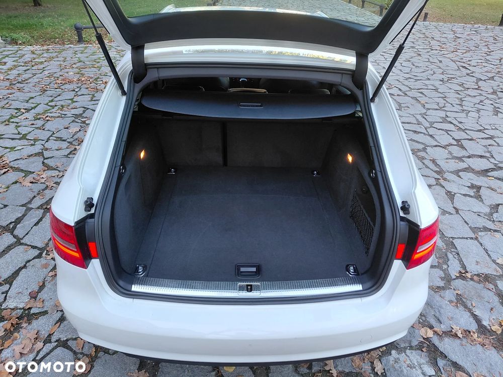 Audi A4 Avant 2.0 TDI DPF multitronic S line Sportpaket - 35