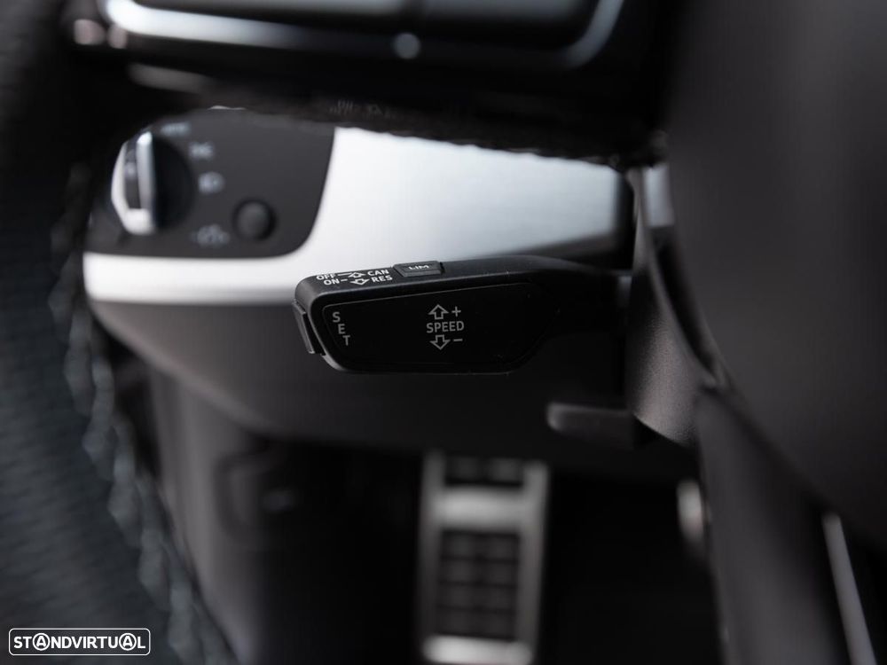 Audi A4 35 TDI S line S tronic - 19