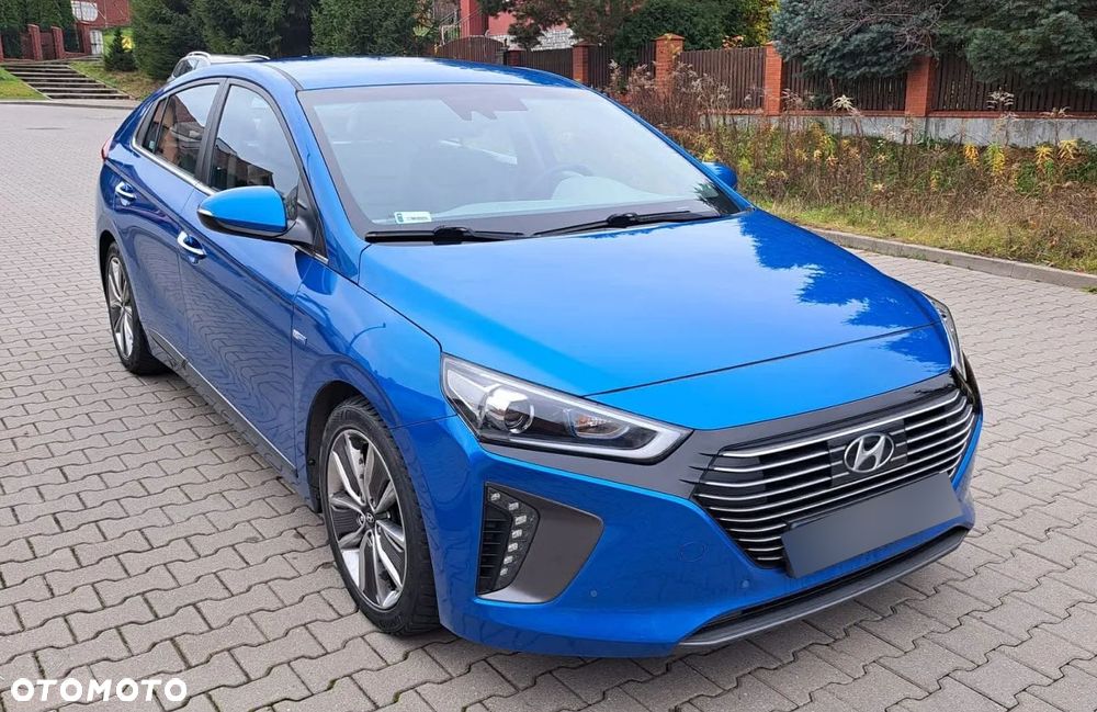 Hyundai IONIQ Hybrid Platinum - 4