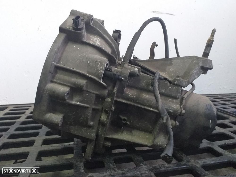 CAIXA VELOCIDADES NISSAN MICRA III 2003 - 1